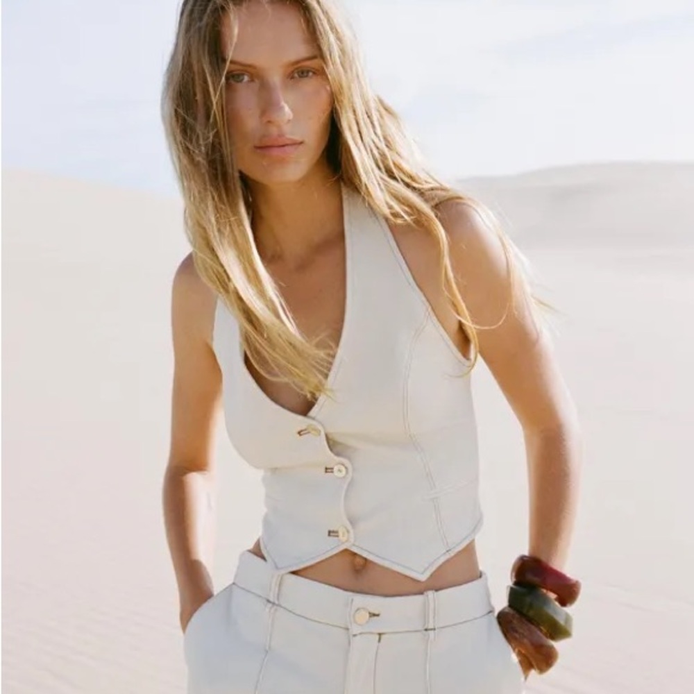 Zara Cream Buttoned Vest Top